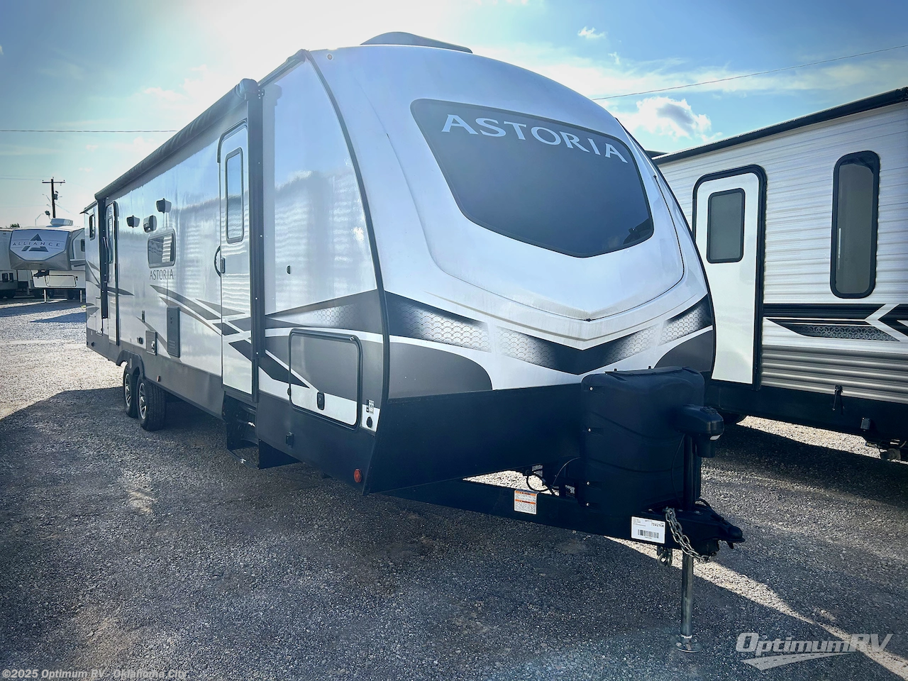 Used 2023 Dutchmen Astoria 3203BH available in Moore, Oklahoma