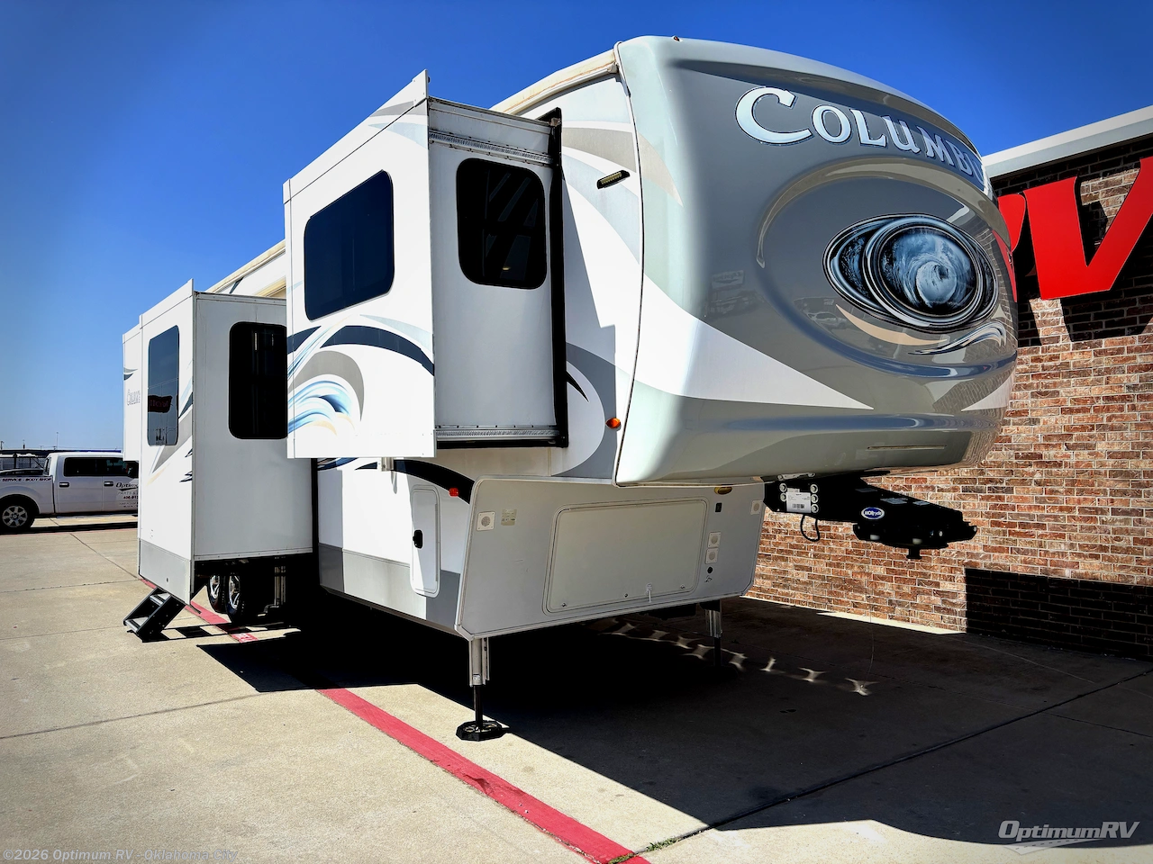 Used 2021 Palomino Columbus 389FLC available in Moore, Oklahoma