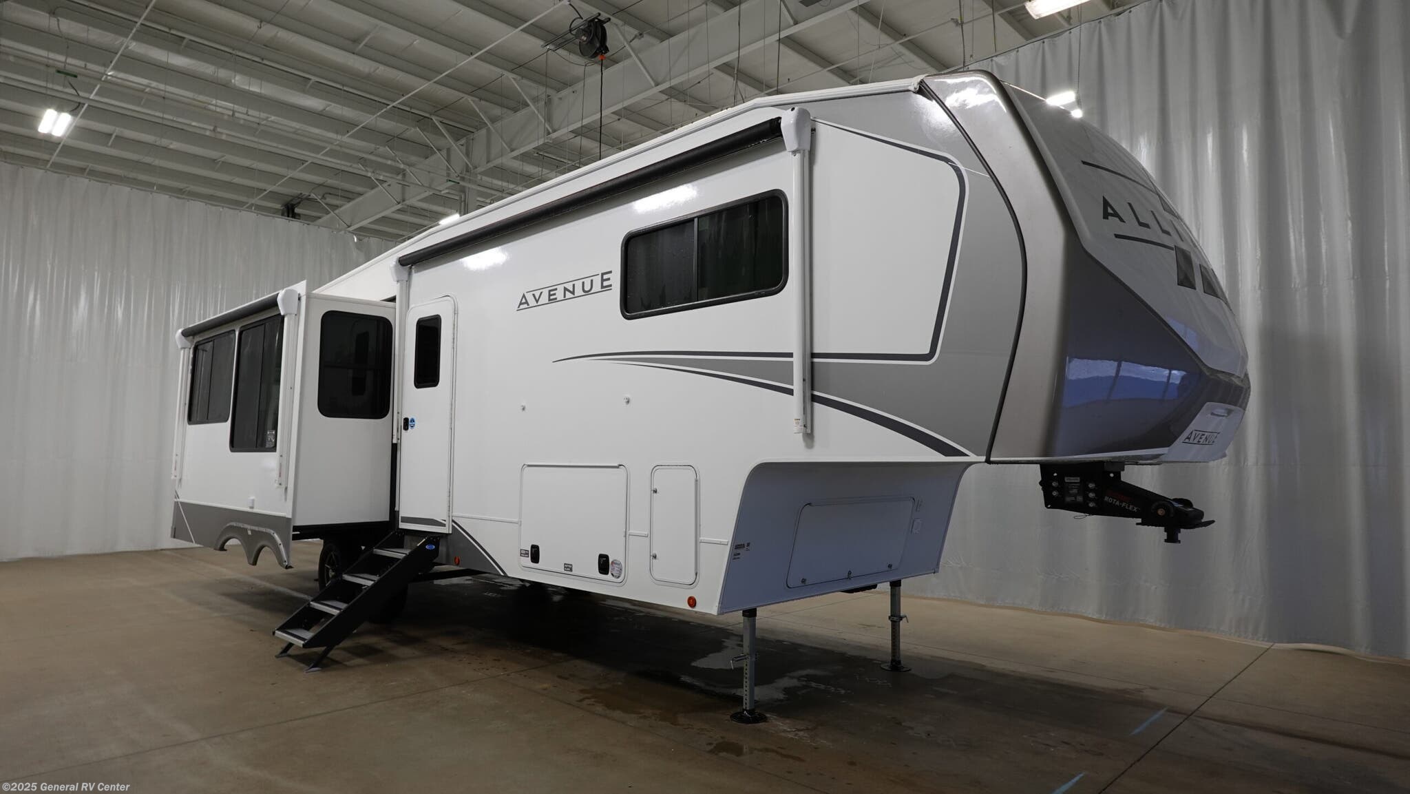 New 2026 Alliance RV Avenue 32RLS available in Salisbury, North Carolina