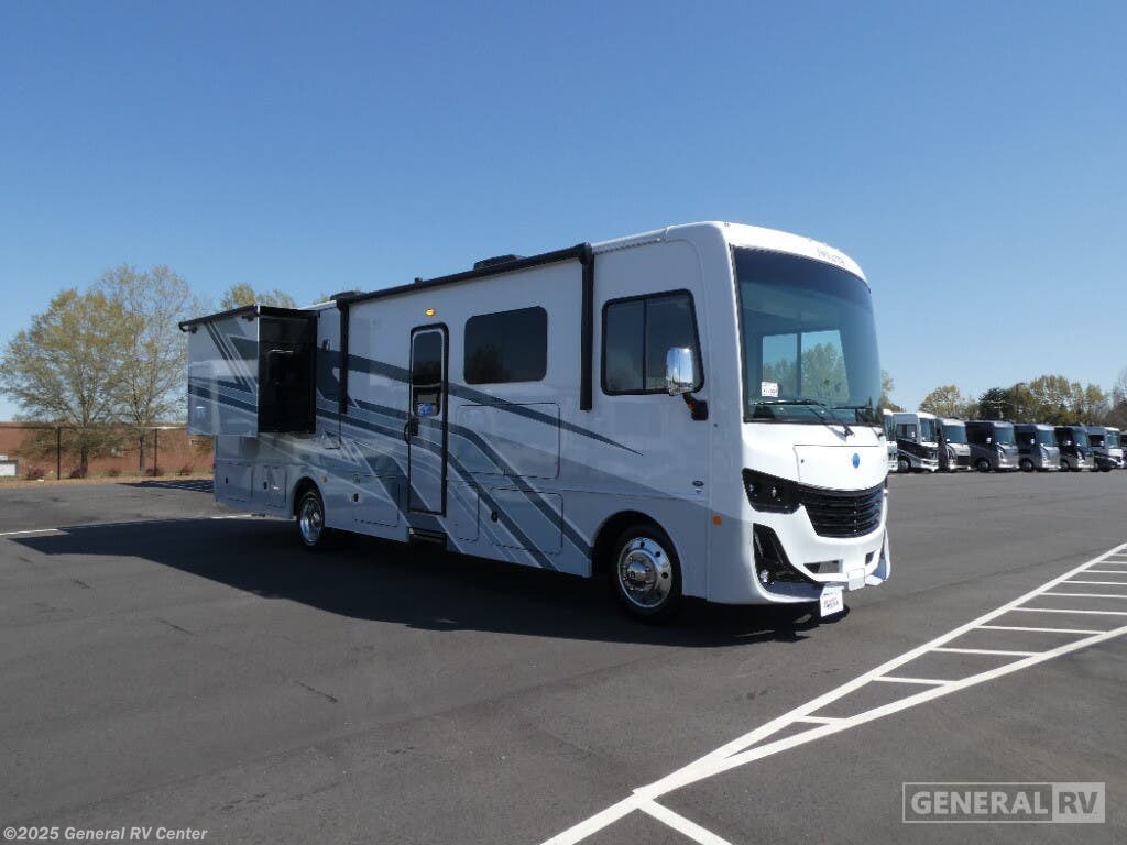 New 2025 Holiday Rambler Invicta 33HB available in Salisbury, North Carolina