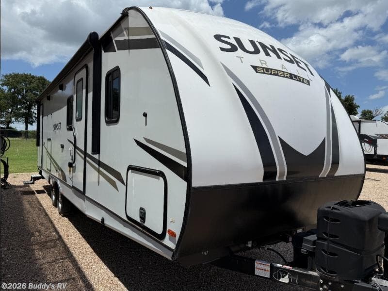 Used 2022 CrossRoads Sunset Trail SS272BH available in Cleburne, Texas