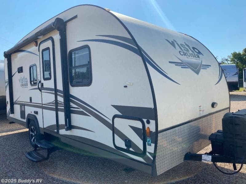 Used 2018 Gulf Stream Vista Cruiser 19BFD available in Cleburne, Texas