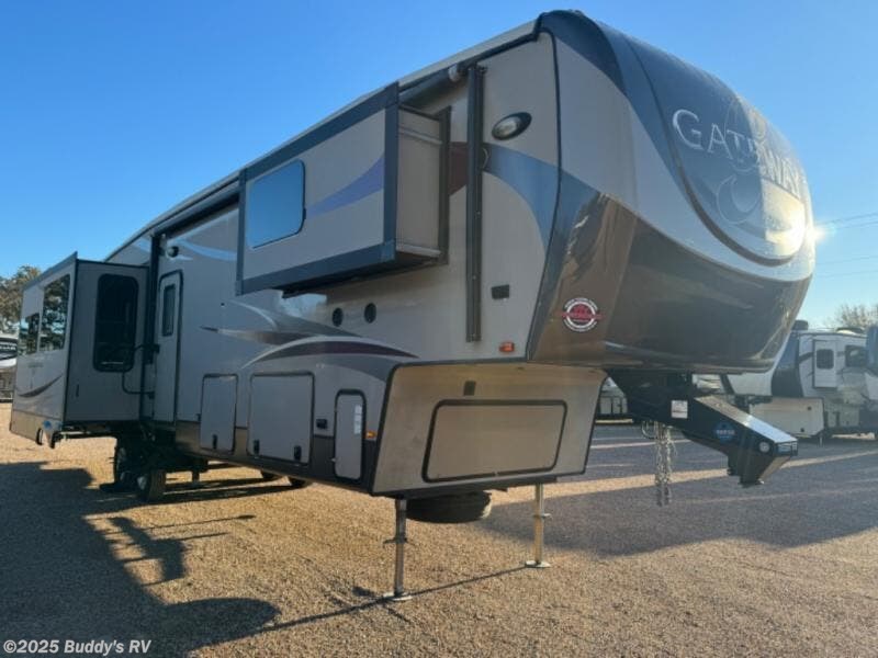 Used 2016 Heartland Gateway 3900 SE available in Cleburne, Texas
