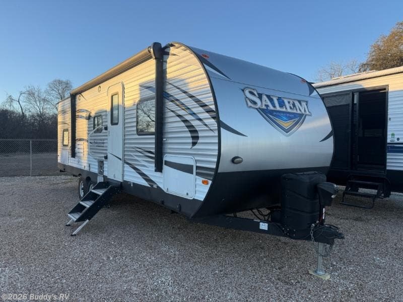 Used 2018 Forest River Salem 27DBUD available in Cleburne, Texas