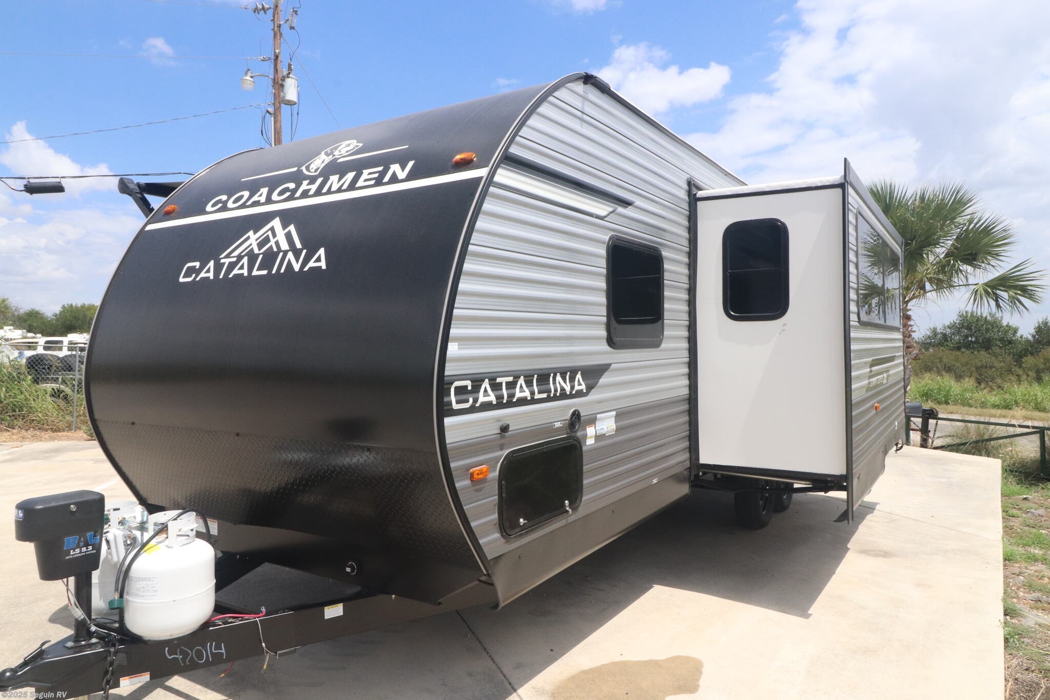 New 2026 Coachmen Catalina Summit Series 8 261BHS available in Seguin, Texas