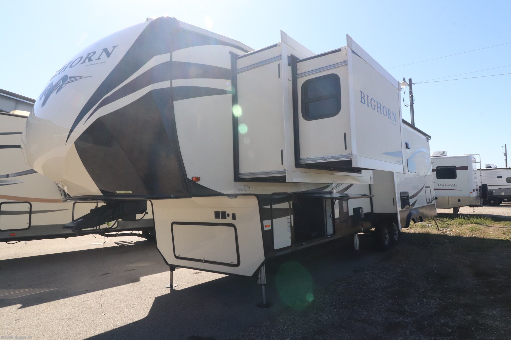 Used 2017 Heartland Bighorn 3890SS available in Seguin, Texas