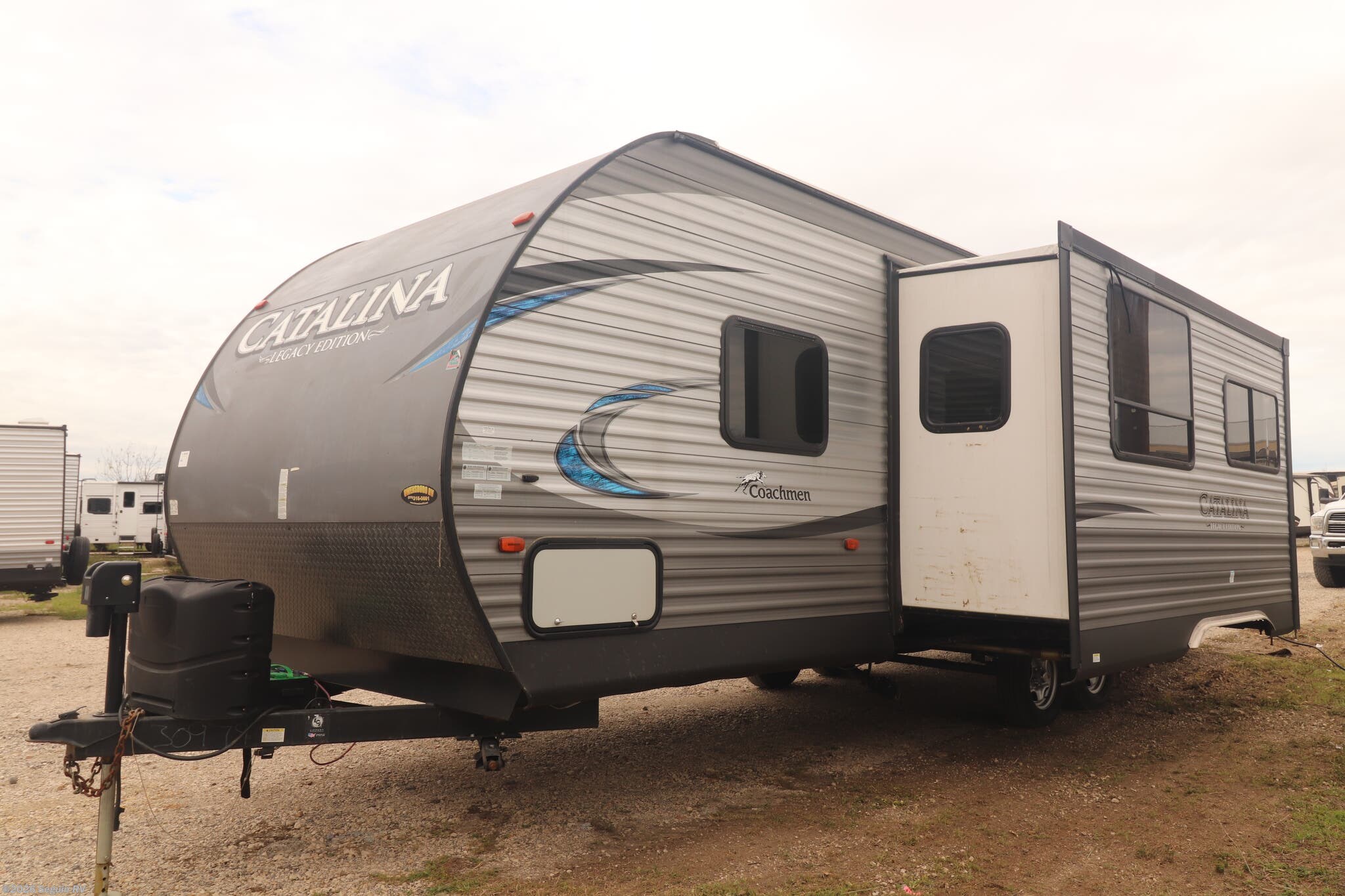 Used 2018 Coachmen Catalina 273BHS available in Seguin, Texas