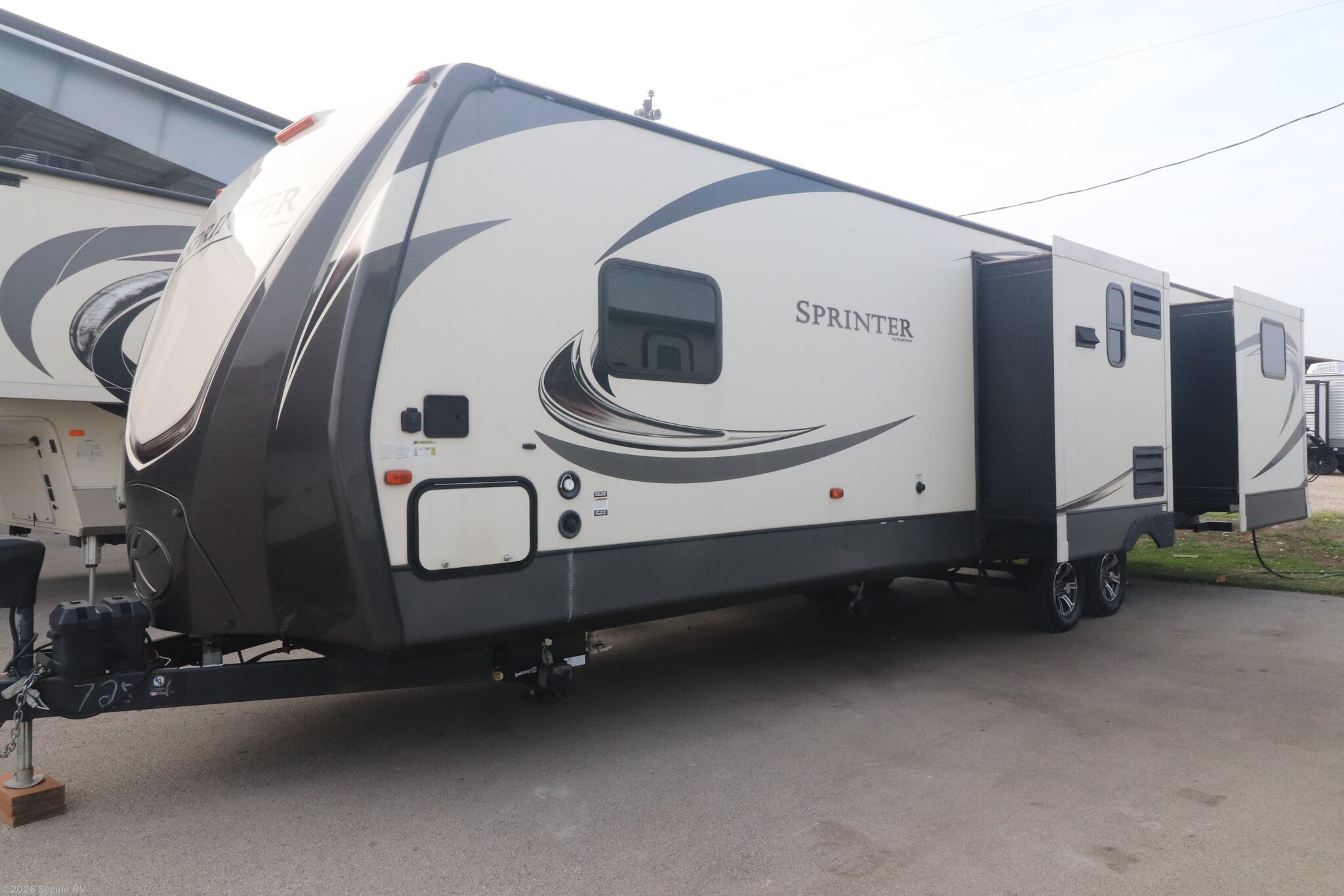 Used 2018 Keystone Sprinter 325BMK available in Seguin, Texas