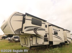 Used 2015 Keystone Montana Legacy 38 FL available in Seguin, Texas