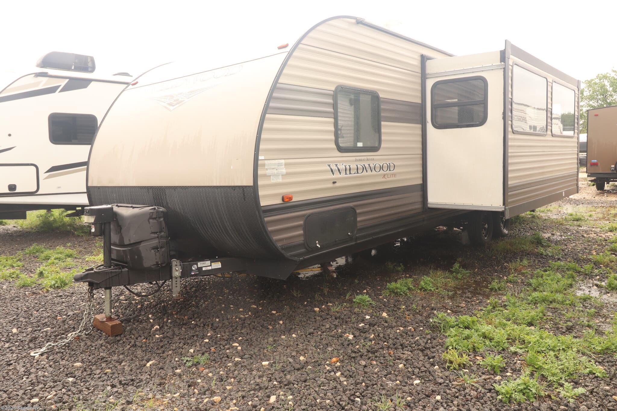Used 2019 Forest River Wildwood 263BHXL available in Seguin, Texas