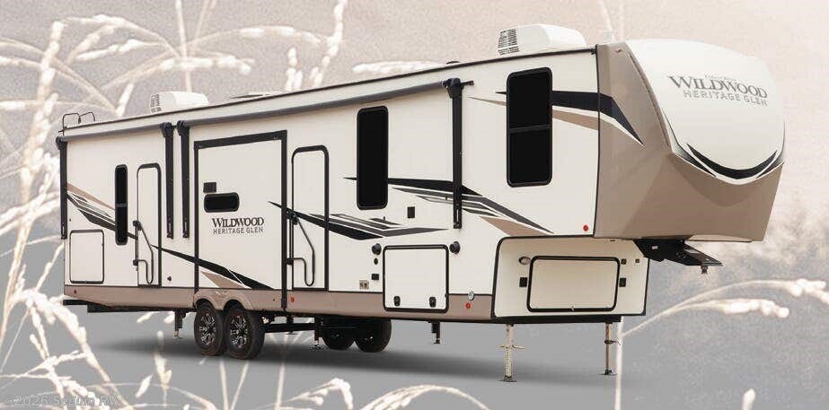 Used 2022 Forest River Wildwood Heritage Glen 369BL available in Seguin, Texas