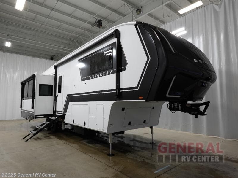 New 2025 Brinkley RV Model Z 3300 available in South Weber, Utah