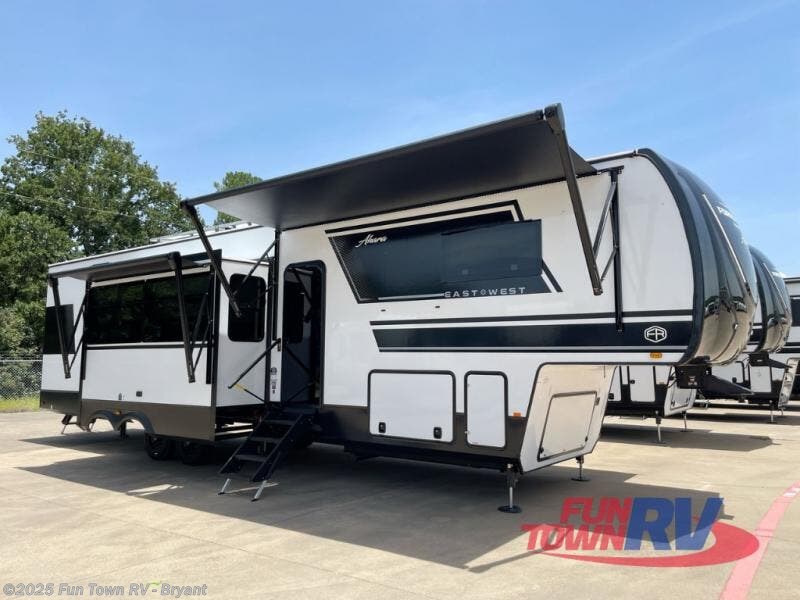 New 2026 East to West Ahara 390DS available in Bryant, Arkansas