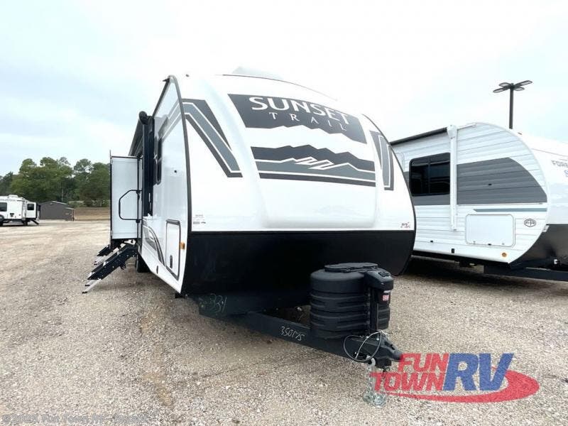 New 2025 CrossRoads Sunset Trail SS331BH available in Bryant, Arkansas