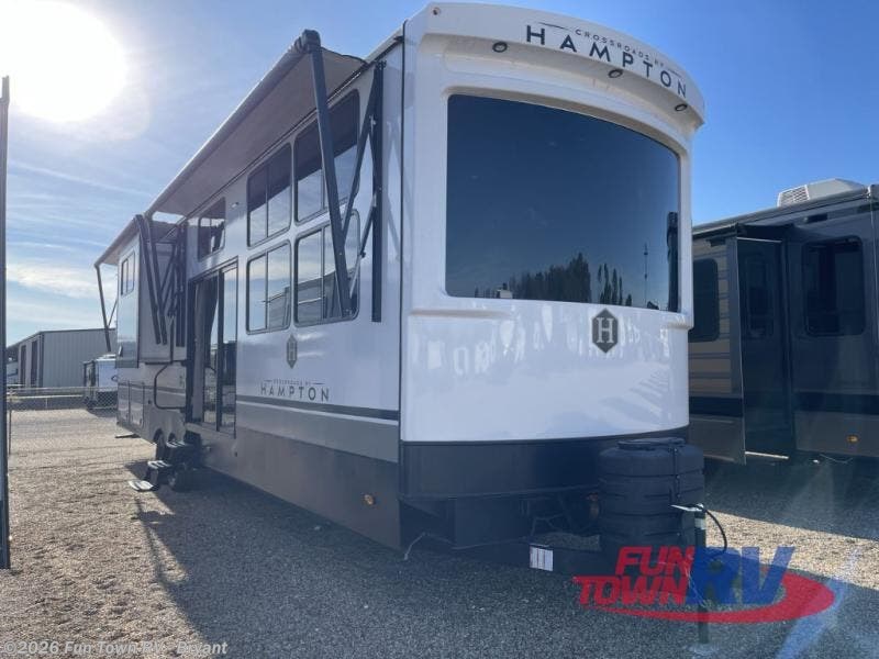New 2025 CrossRoads Hampton 395BAM available in Bryant, Arkansas