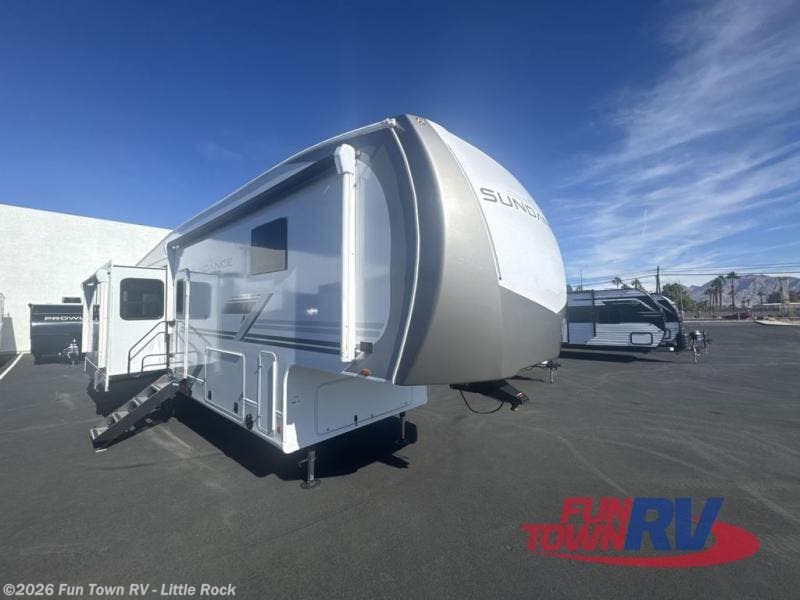 New 2026 Heartland Sundance 32RLBS available in Little Rock, Arkansas