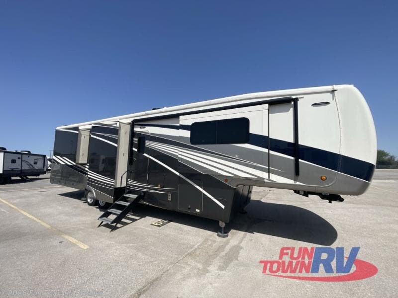 Used 2021 DRV Mobile Suites 41 FKMB available in Waller, Texas