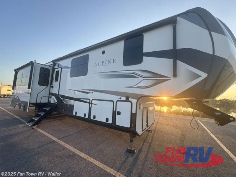 Used 2022 Keystone Alpine 3910RK available in Waller, Texas