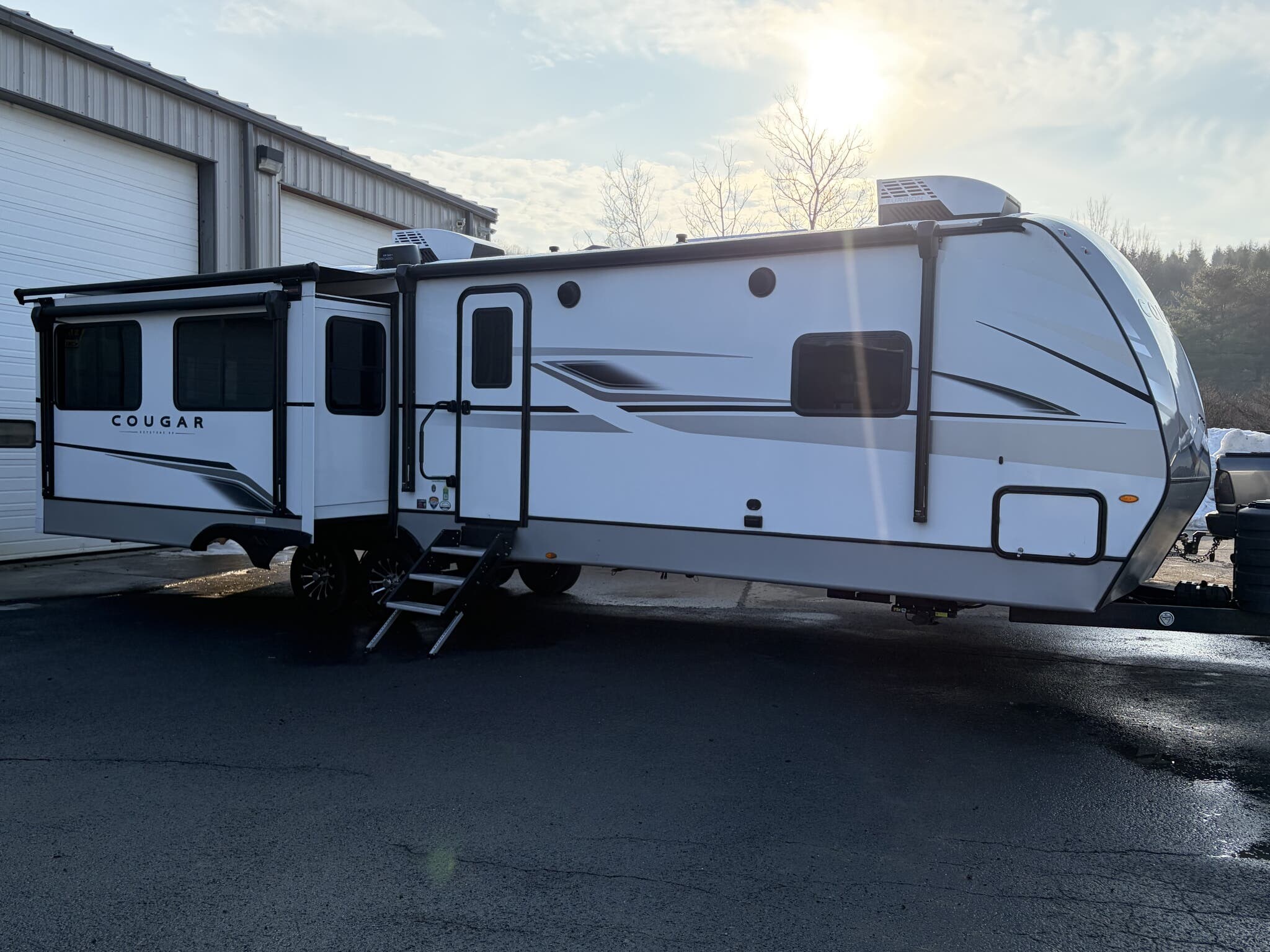 Used 2024 Keystone Cougar 33RLI available in Brockway, Pennsylvania