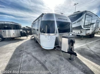 New 2023 Airstream Flying Cloud 23FB available in Buda, Texas