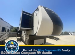 Used 2015 CrossRoads Rushmore Jefferson RF39JE available in Buda, Texas