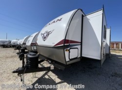 Used 2024 CrossRoads  Texan 34BH available in Buda, Texas