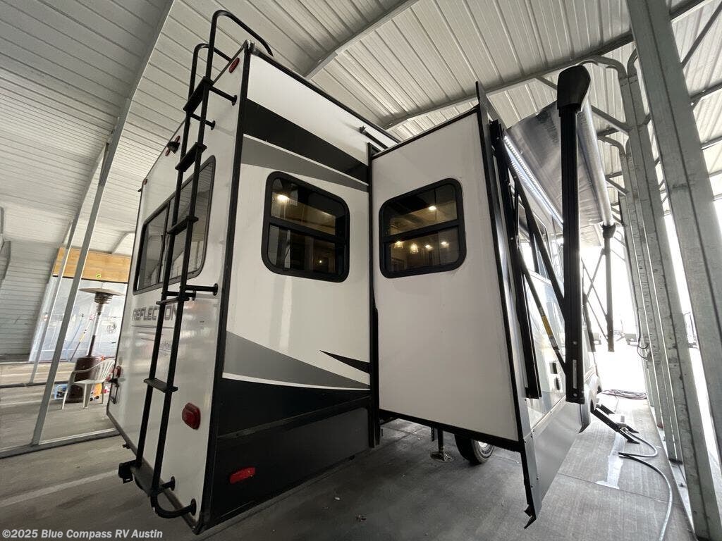 Used 2021 Grand Design Reflection 303RLS available in Buda, Texas