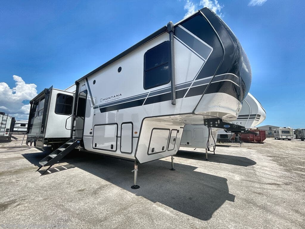 New 2026 Keystone Montana High Country 381TB available in Buda, Texas