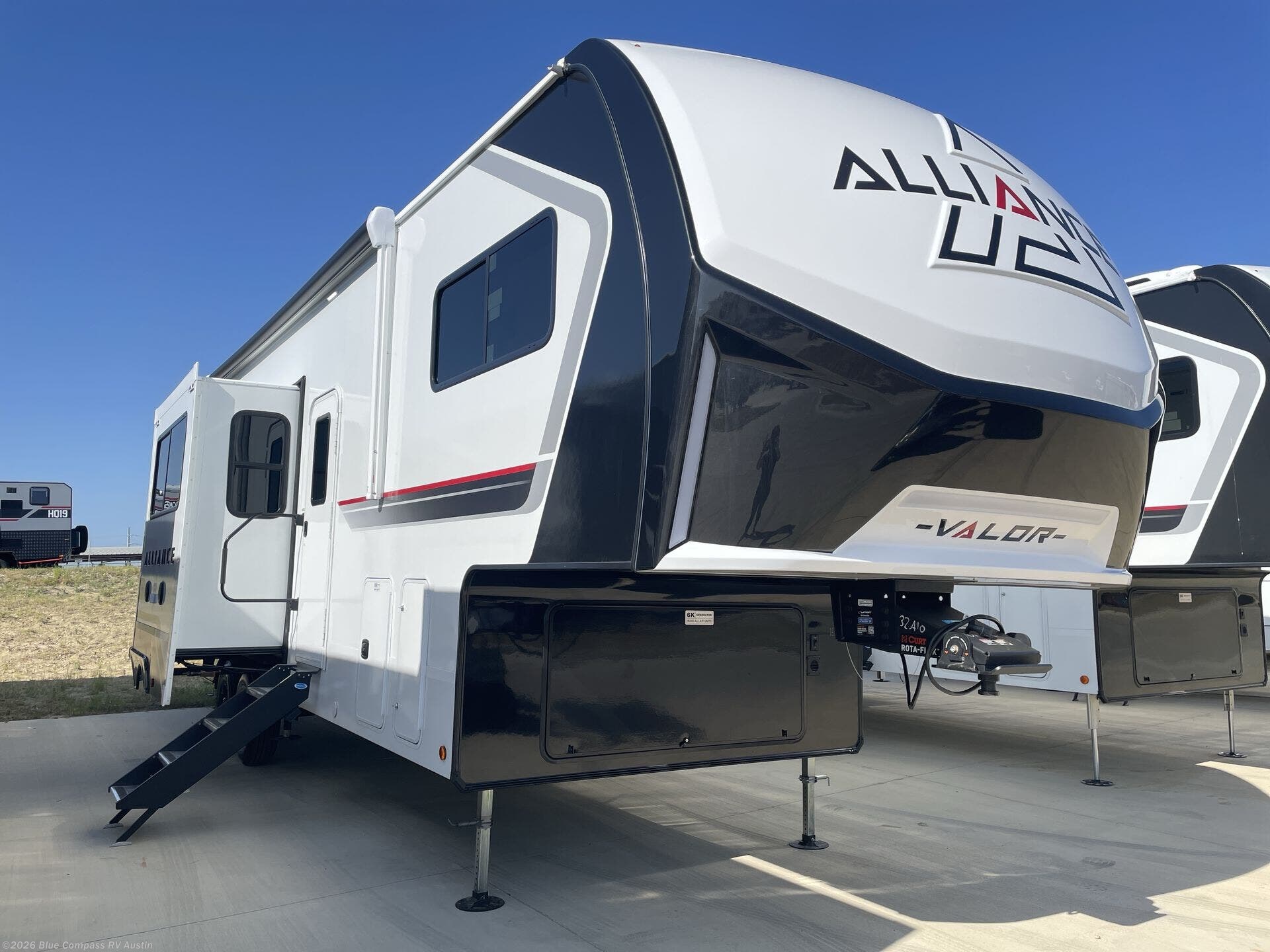 New 2027 Alliance RV Valor All-Access 32A10 available in Buda, Texas