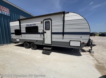 Used 2021 Gulf Stream Enlighten 25BH available in Aransas Pass, Texas