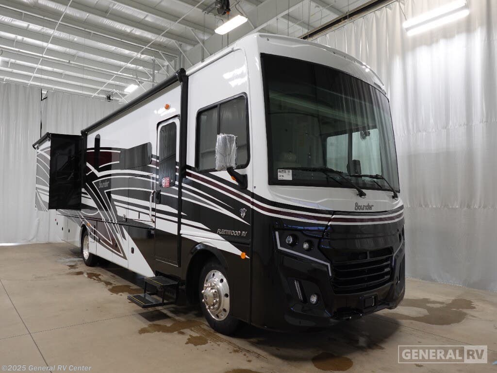 New 2026 Fleetwood Bounder 35K available in Longmont, Colorado