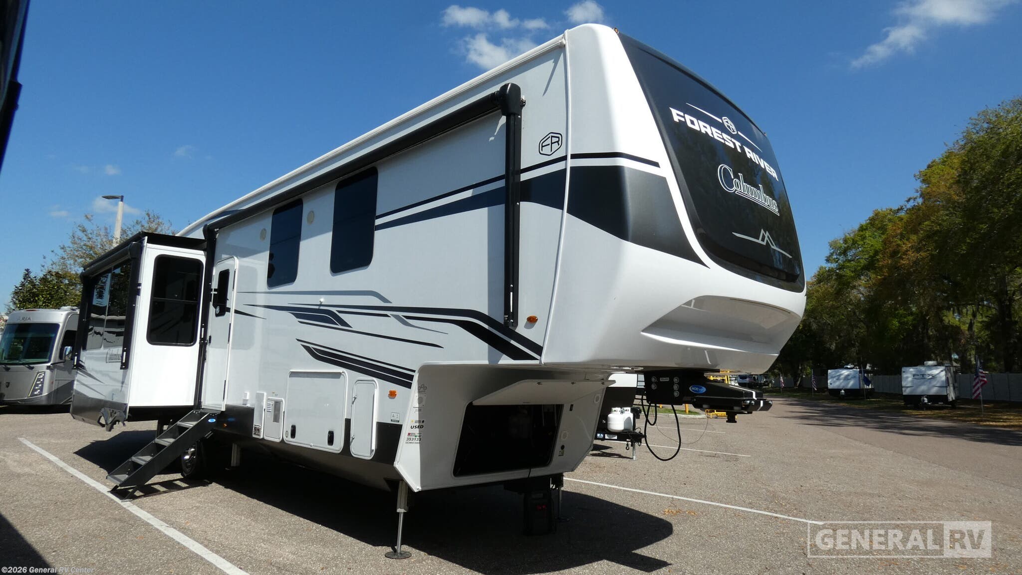 Used 2025 Palomino Columbus 384RKH available in Longmont, Colorado
