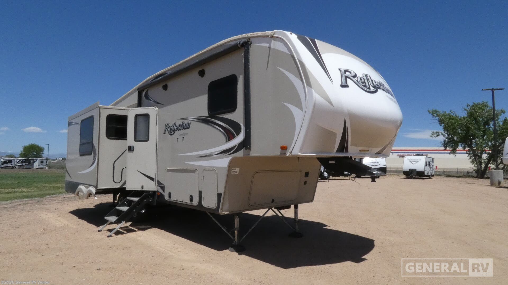 Used 2016 Grand Design Reflection 27RL available in Longmont, Colorado
