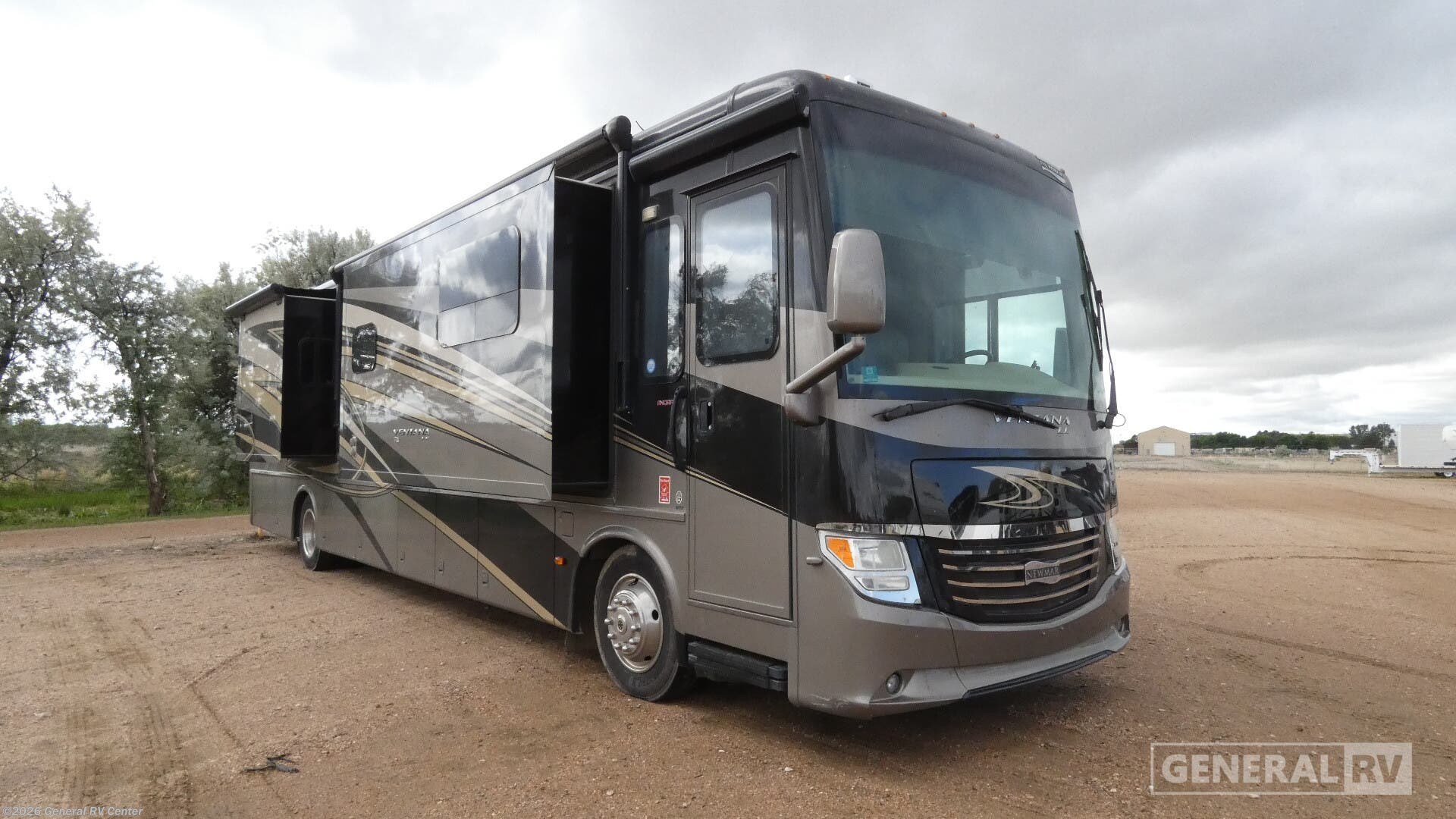 Used 2016 Newmar Ventana LE 4037 available in Longmont, Colorado