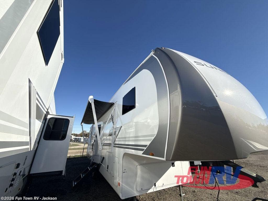 New 2026 Heartland Sundance 28DB available in Jackson, Michigan