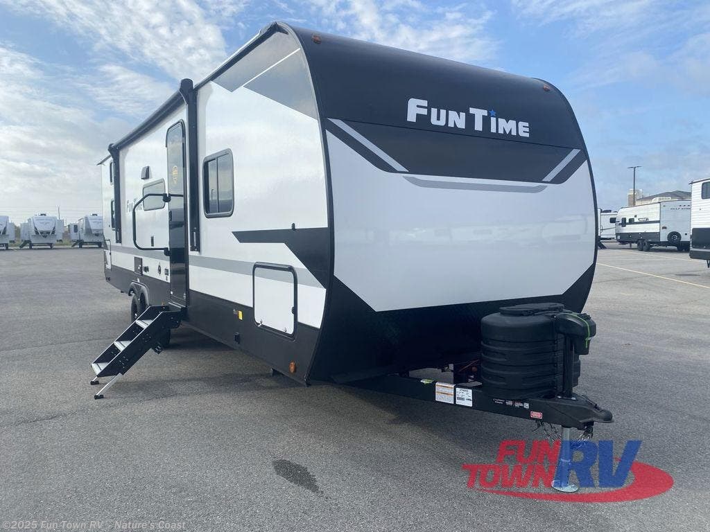 New 2026 CrossRoads  Fun Time 27BH available in Crystal River, Florida