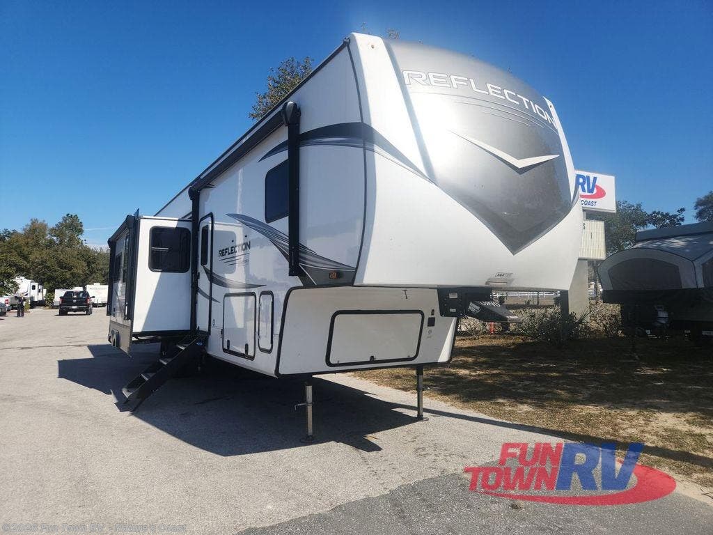 Used 2025 Grand Design Reflection 362TBS available in Crystal River, Florida