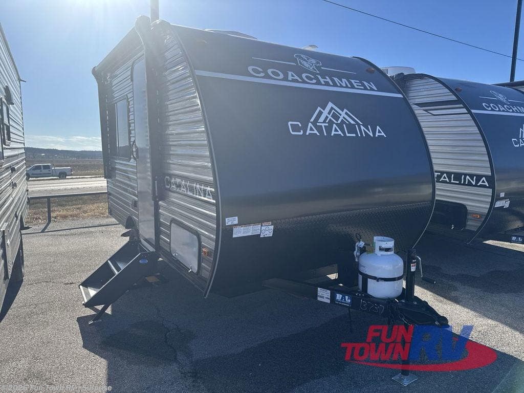 New 2026 Coachmen Catalina Summit Series 7 134RDX available in Surprise, Arizona