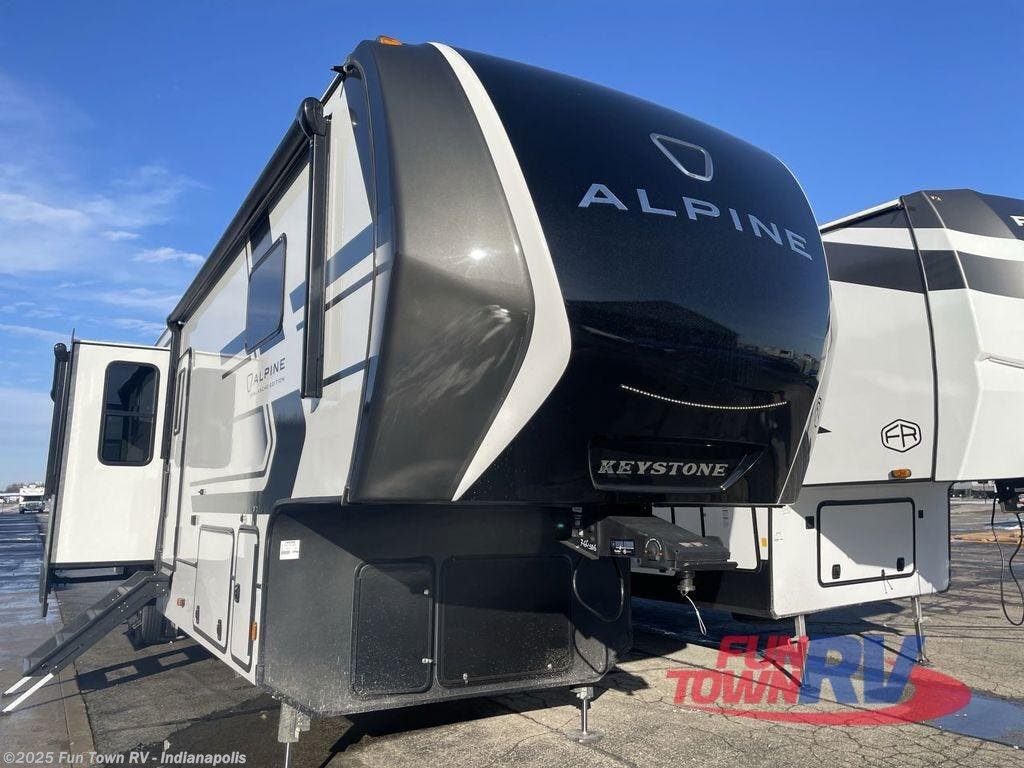 New 2026 Keystone Alpine Avalanche Edition 390DS available in Edinburgh, Indiana