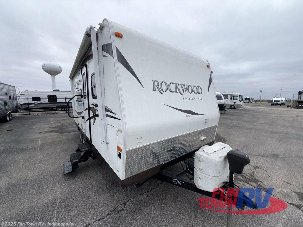 Used 2014 Forest River Rockwood Mini Lite 2304 available in Edinburgh, Indiana