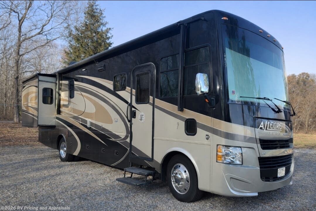 Used 2016 Tiffin Open Road Allegro 32 SA- Located in Delhi, New York 13753 available in , Florida