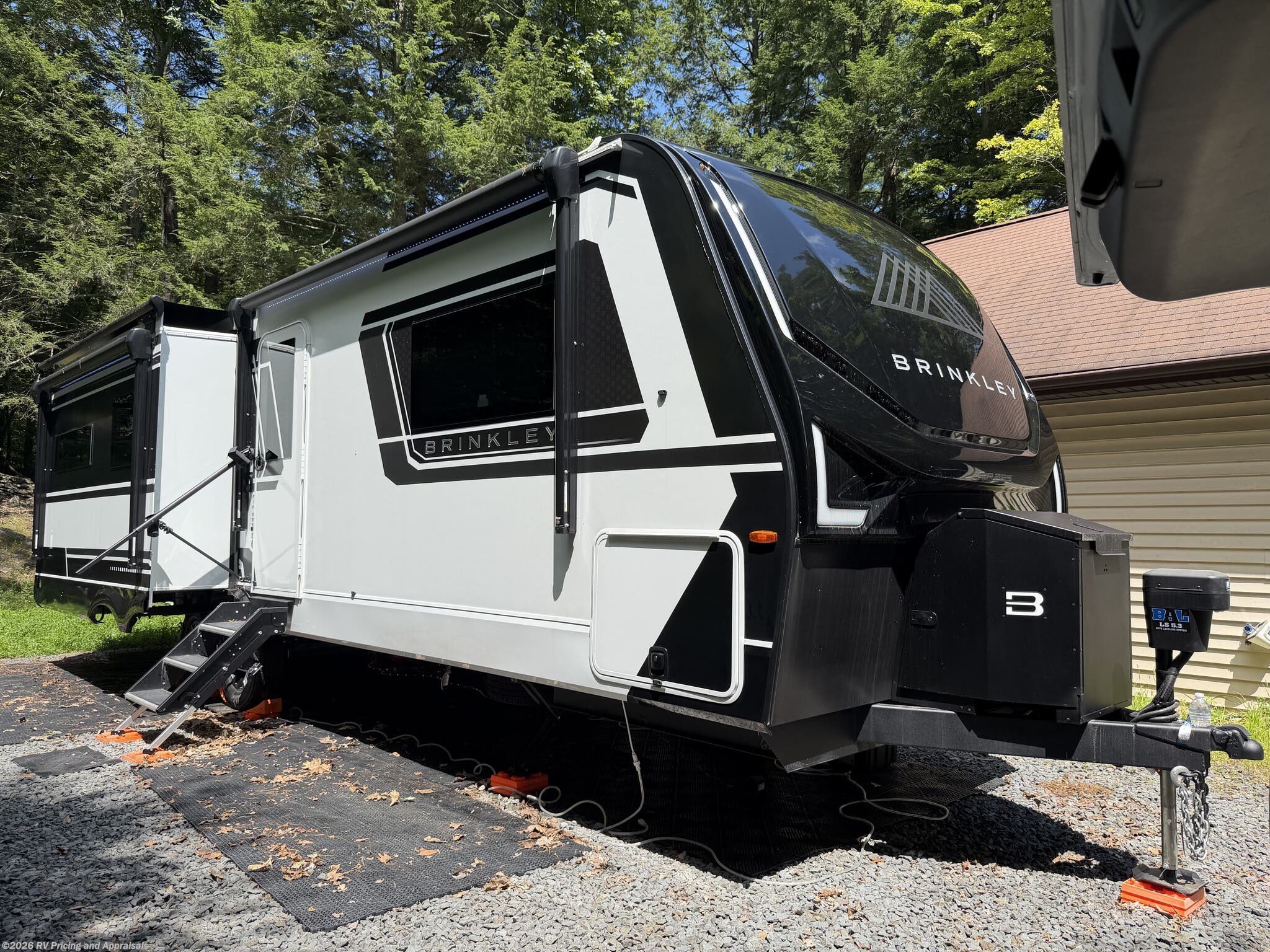 Used 2025 Brinkley RV Model Z AIR 285 LOCATED IN CAIRO NY available in , Florida