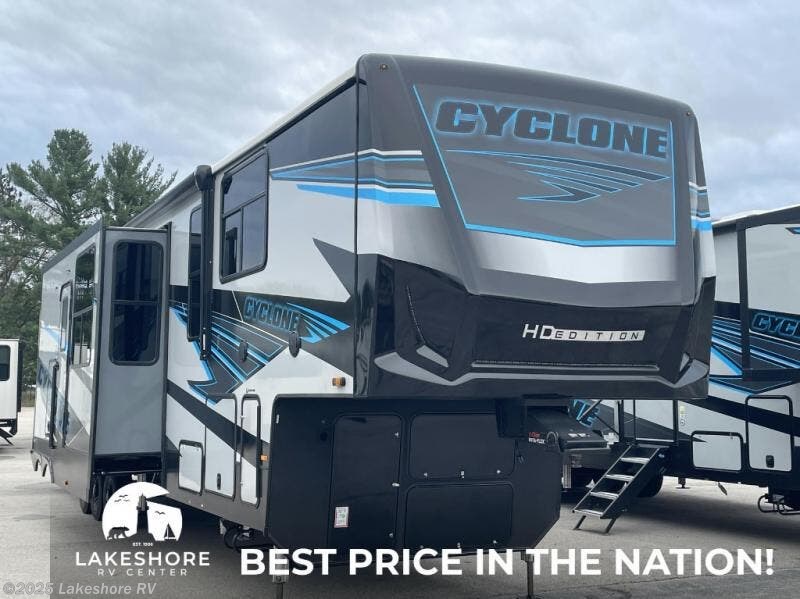 New 2025 Heartland Cyclone 4006 available in Muskegon, Michigan