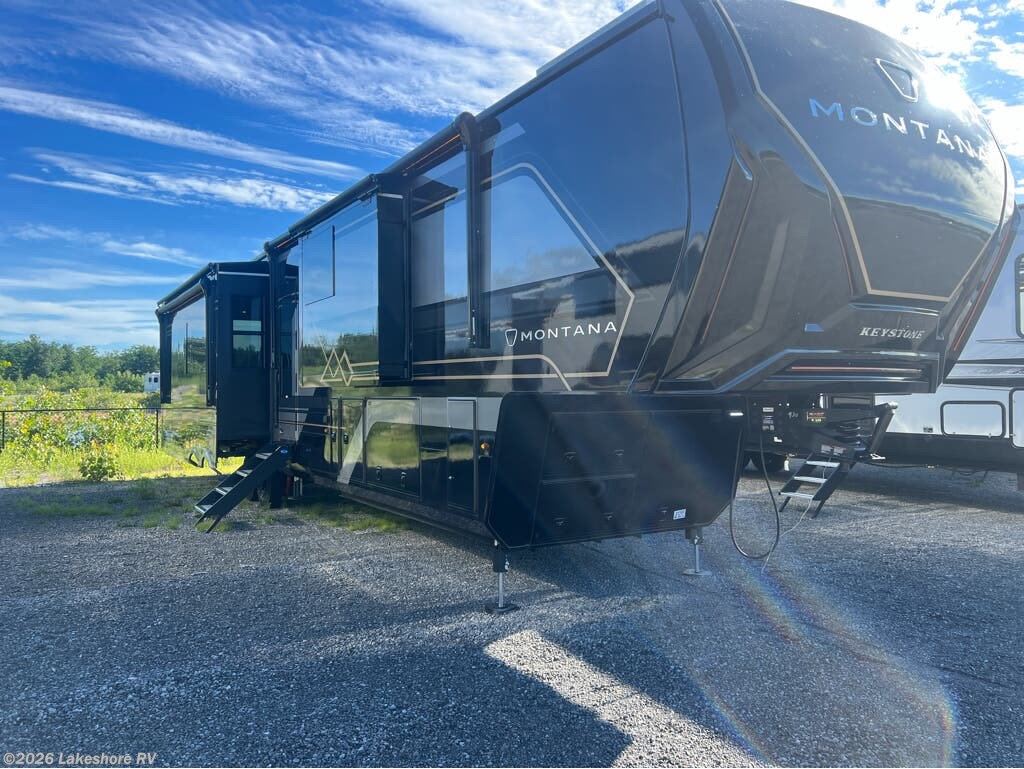 New 2026 Keystone Montana 3900RK available in Muskegon, Michigan
