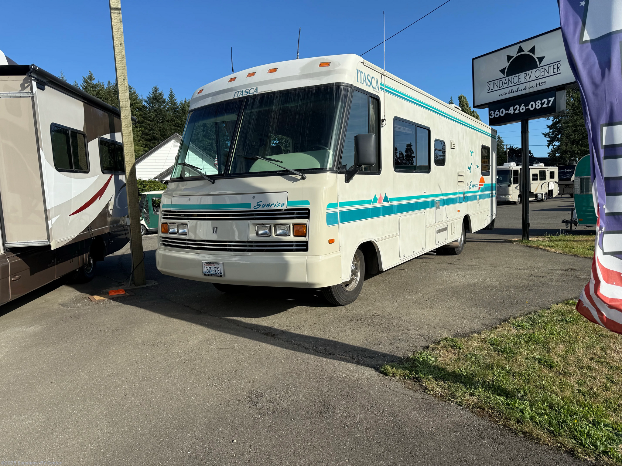 Used 1994 Itasca Sunrise 31RQ available in Shelton, Washington
