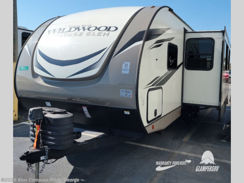Used 2023 Forest River Wildwood Heritage Glen Hyper-Lyte 25RBHL available in Hurricane, Utah