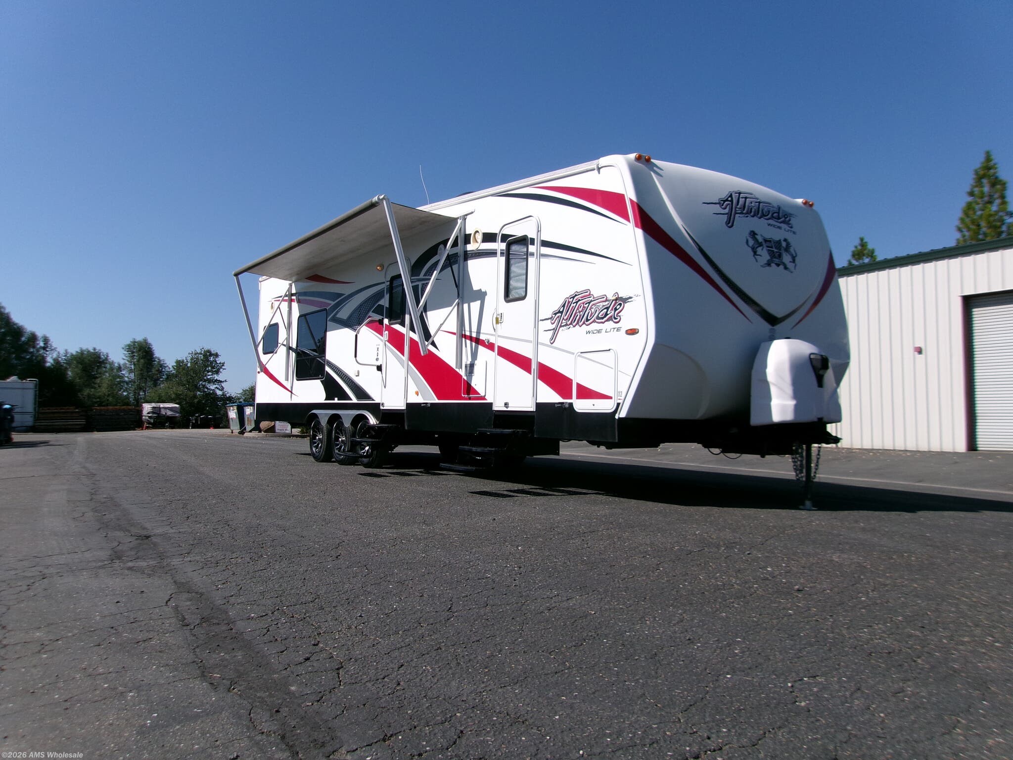 Used 2014 Eclipse Attitude 27cgb available in Placerville, California