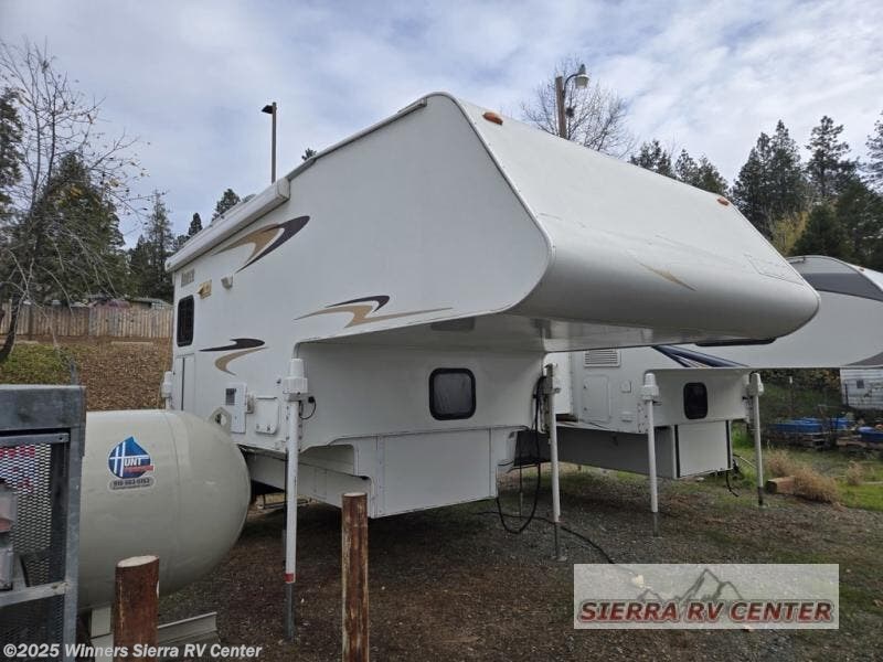 Used 2006 Lance Lance Max 981 available in Colfax, California