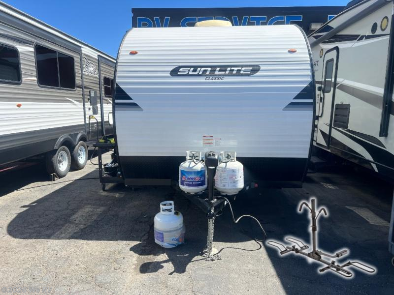 New 2024 Sunset Park RV Sun Lite 16BH available in Hemet, California