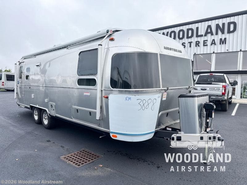 New 2025 Airstream International 27FB Twin available in Lebanon, Indiana